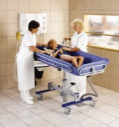 ArjoHuntleigh Basic Shower Trolley